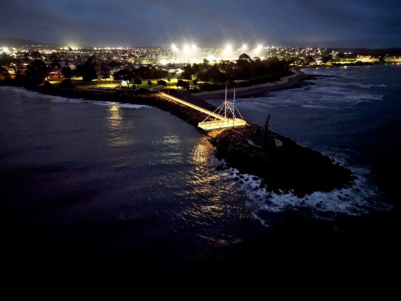 default Discover how Degree C transformed Devonport's Aikenhead Point with an innovative coastal lighting solution, combining integrated LED handrail lighting, custom fabrication and sustainable electrical design.