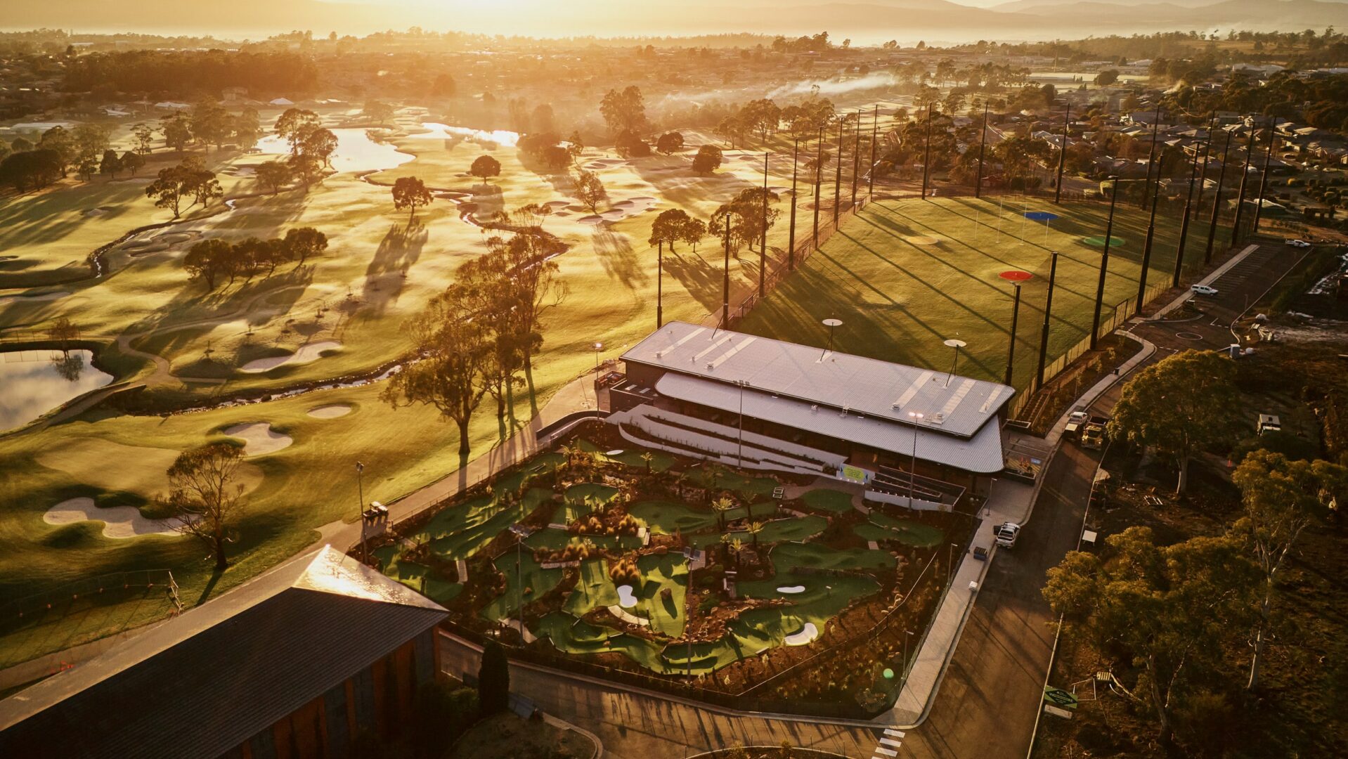 CountryClub_Range Learn how Degree C delivered the electrical, lighting, data, AV and smart building systems behind Tasmania's state-of-the-art Country Club Driving Range, creating a fully integrated entertainment venue.