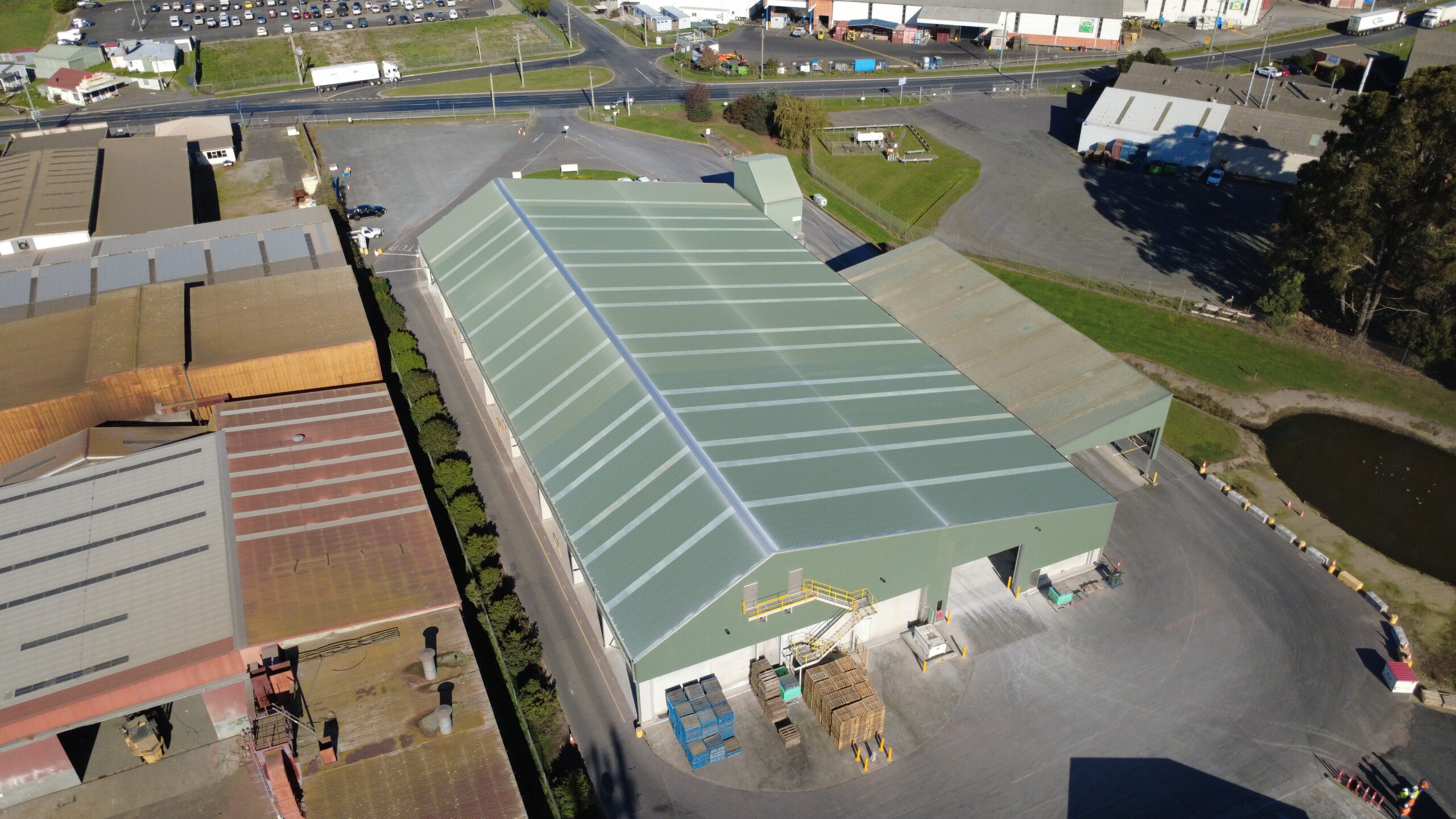DCIM100MEDIADJI_0696.JPG Degree C has completed Stage 3 of the Incitec Pivot Devonport Recladding Project, delivering industrial fabrication, structural steel recoating, roof replacement and specialist cladding solutions in Tasmania.