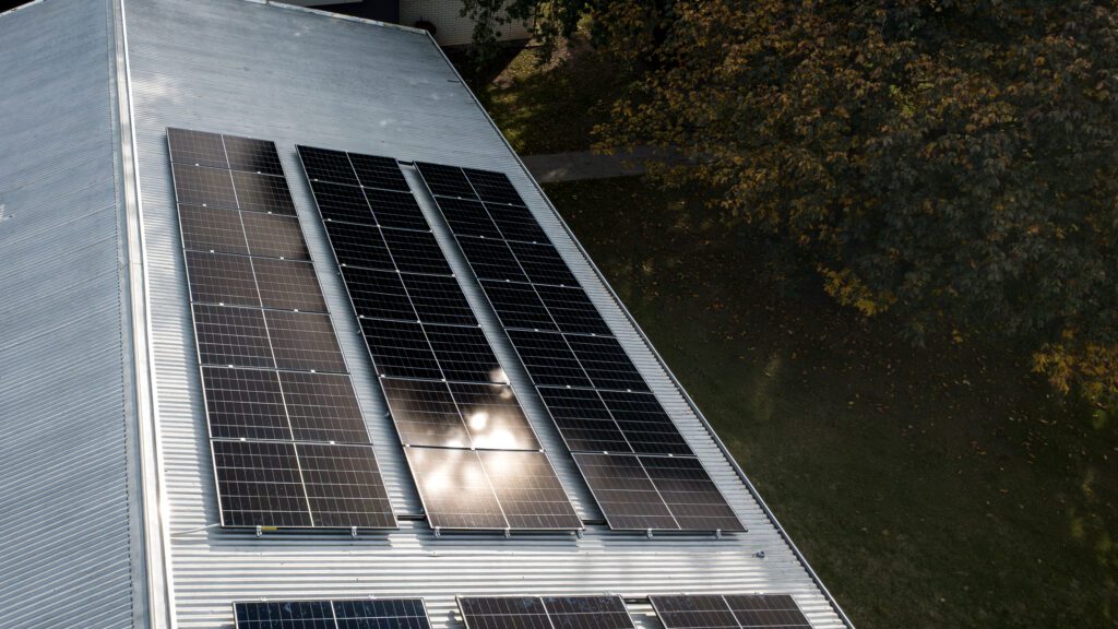 Degree C delivered a 100kW commercial solar installation for Ulverstone Secondary College, helping reduce energy costs, improve sustainability and future-proof the growing campus with premium solar technology.
